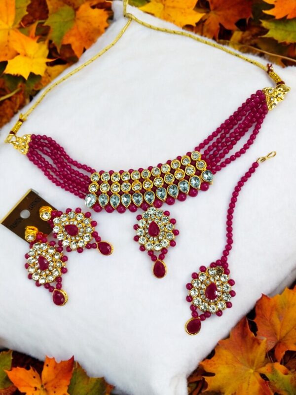 Stone Necklace and Earrings Set – Stunning Traditional Jewelry